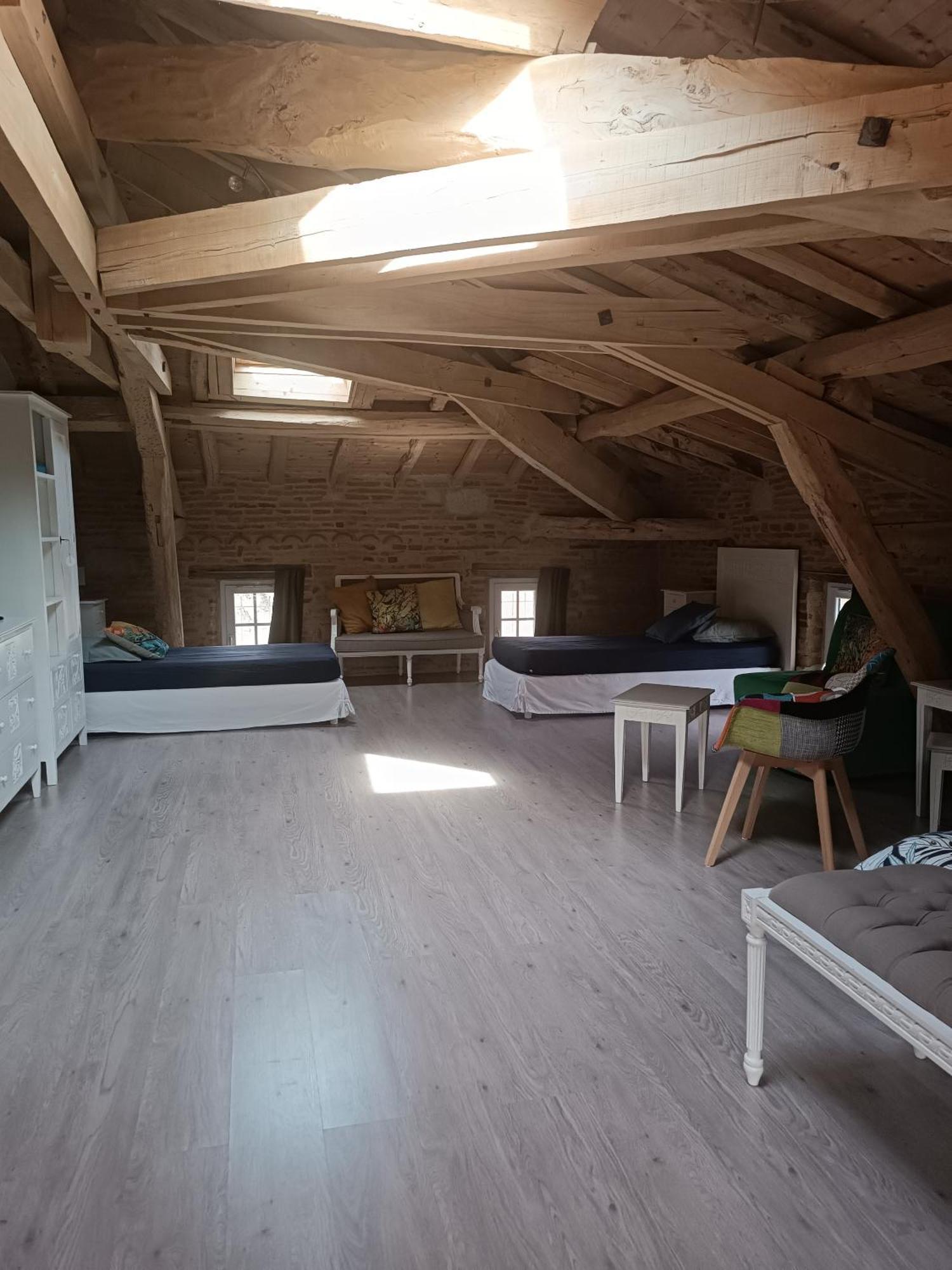 ホテル Le Jardin Des Cedres ラヴォール 部屋 写真